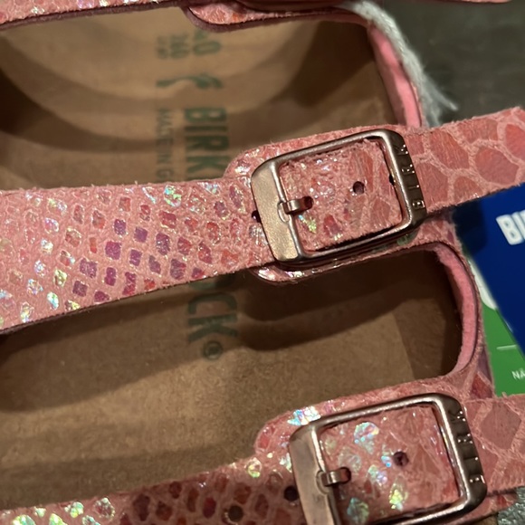 Birkenstock Pink Snakeskin Print with Rose Gold Buckles Size 40 NWT - Picture 4 of 10